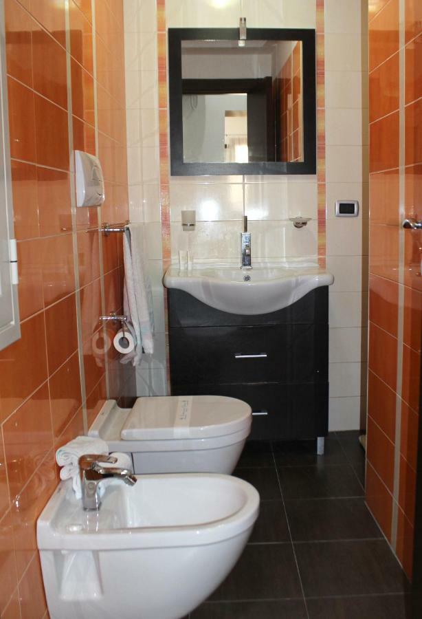 Apartamento Two Face Syracuse Exterior foto